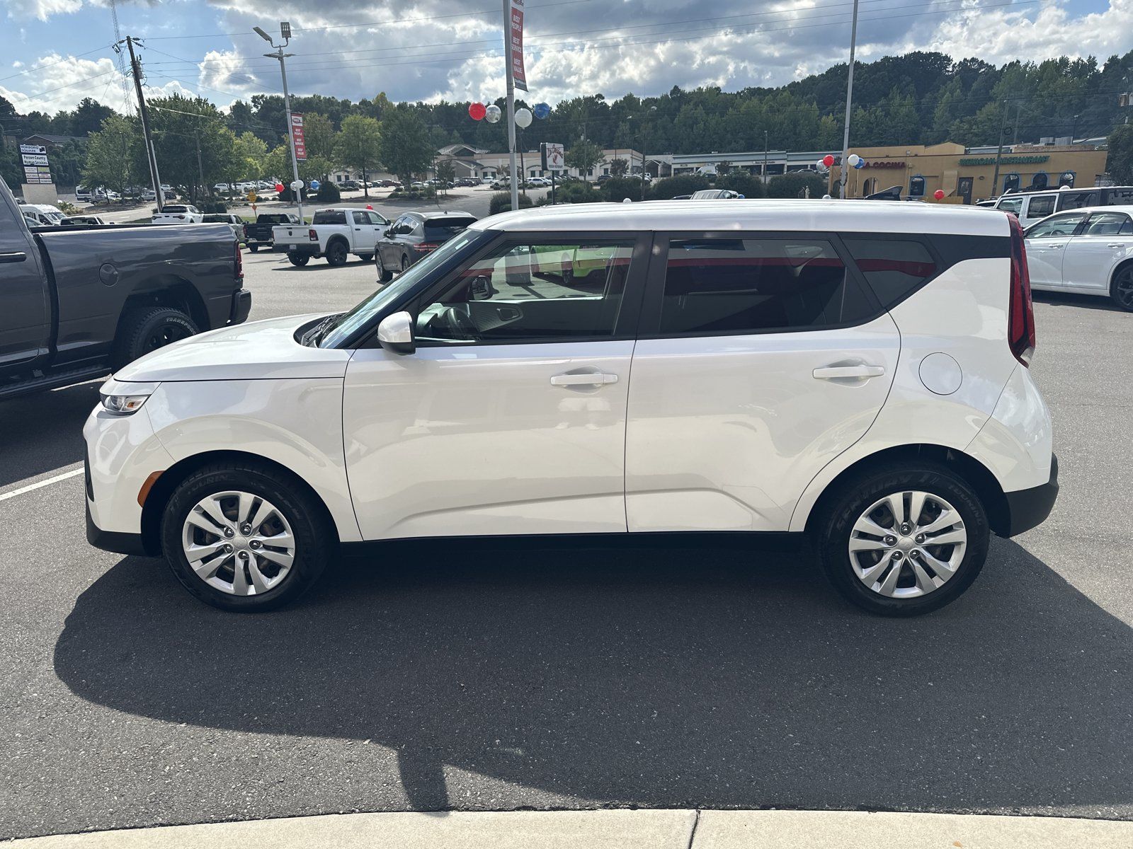 Used 2021 Kia Soul LX FWD image 5
