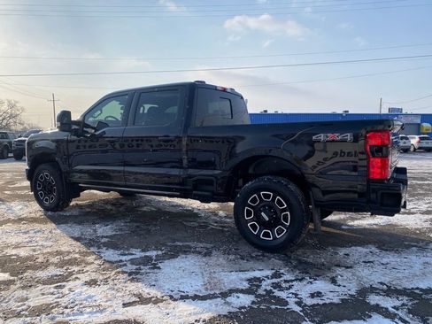 Used 2025 Ford F250 Platinum image 8