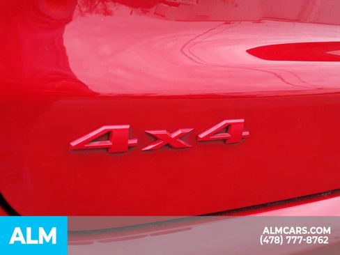 Used 2023 Jeep Compass Limited image 19