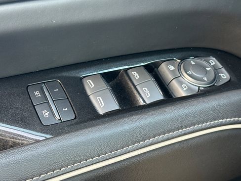 Certified 2024 Cadillac Escalade ESV Premium Luxury Platinum image 12