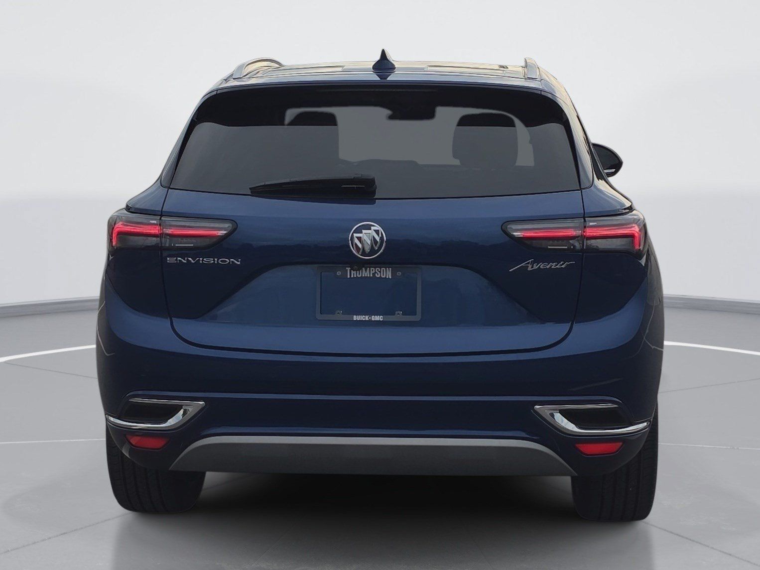 Used 2023 Buick Envision Avenir FWD image 4