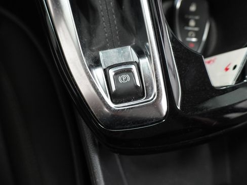 Used 2025 Chevrolet Trax ACTIV w/ Driver Confidence Package FWD image 29