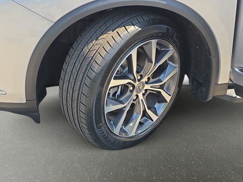 Used 2024 Acura MDX FWD w/ Technology Package image 31