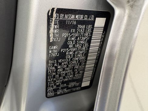 Used 2017 Nissan Juke SV FWD image 34