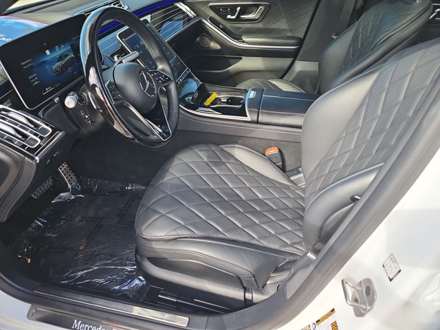 Used 2025 Mercedes-Benz S 580 4MATIC Sedan image 17