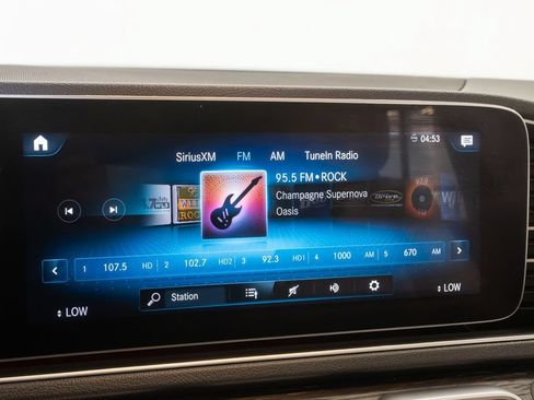 Used 2020 Mercedes-Benz GLE 450 4MATIC image 16