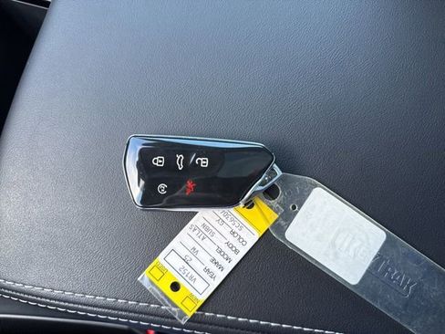 Certified 2025 Volkswagen Atlas SEL Premium R-Line image 37