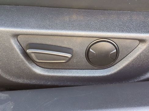 Used 2024 Ford Mustang Premium image 19