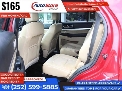 Used 2017 Ford Explorer XLT w/ Equipment Group 202A FWD image 12