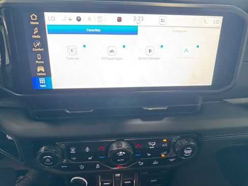 New 2026 Jeep Gladiator Mojave w/ Safety Group AWD/4WD image 14