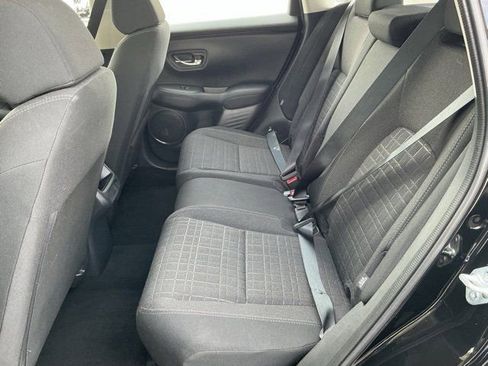 Used 2025 Honda HR-V LX image 12