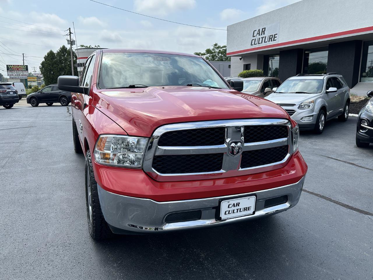 Used 2020 RAM 1500 Classic SLT AWD/4WD image 4