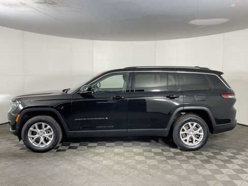 Used 2022 Jeep Grand Cherokee L Limited image 3
