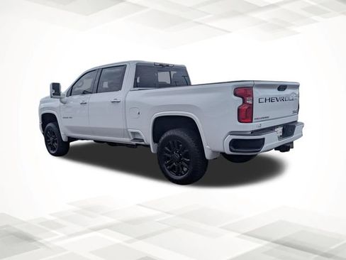 Used 2020 Chevrolet Silverado 2500 High Country w/ Z71 Off-Road Package image 7