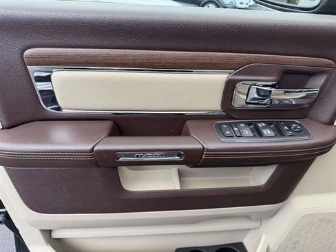 Used 2017 RAM 1500 Laramie w/ Convenience Group image 34