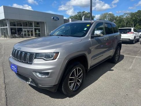 Used 2019 Jeep Grand Cherokee Limited w/ Luxury Group II AWD/4WD image 2