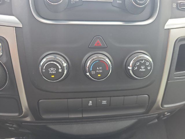 Used 2016 RAM 1500 Classic SLT RWD image 24