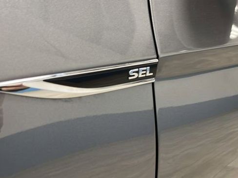 Used 2020 Volkswagen Jetta SEL FWD image 34