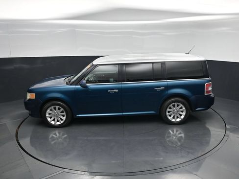 Used 2011 Ford Flex SEL FWD image 39