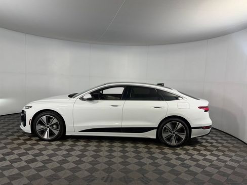 Used 2025 Audi A6 e-tron Premium w/ Convenience Package RWD image 10