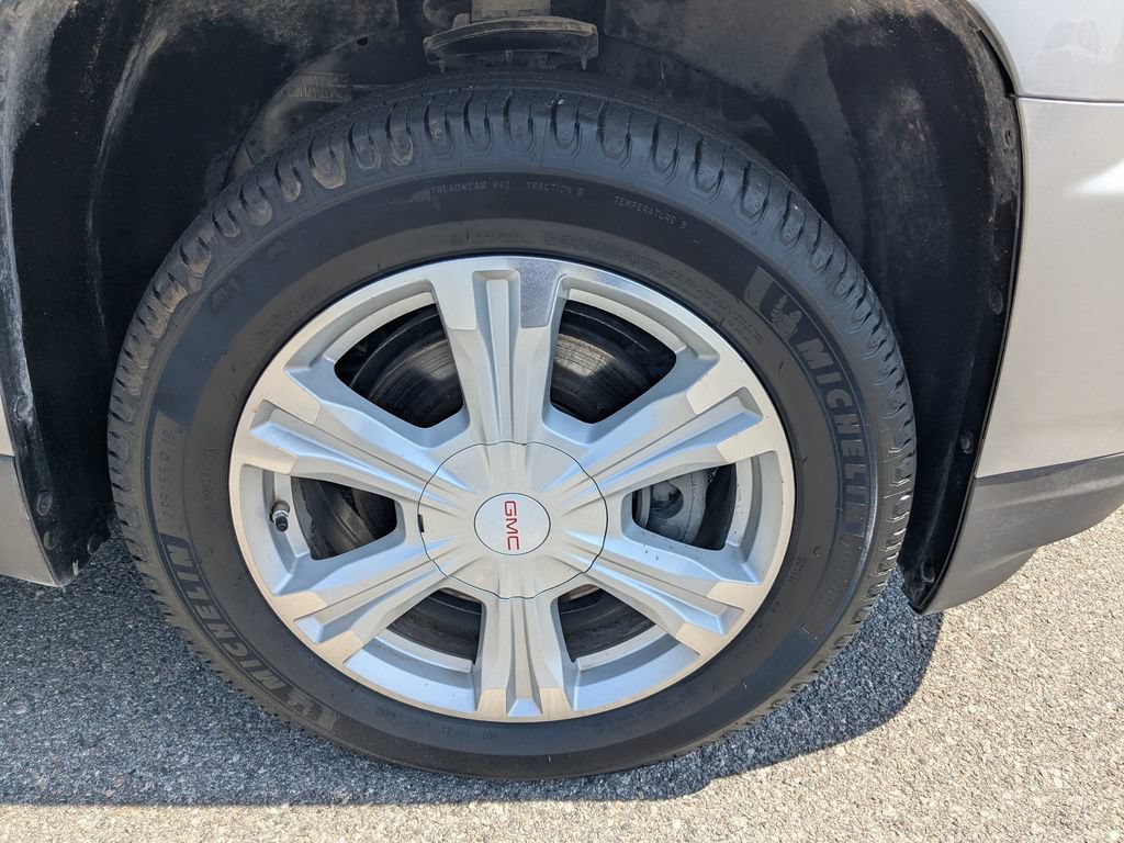Used 2017 GMC Terrain SLE FWD image 9