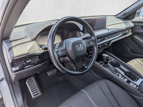 Used 2024 Honda Accord Sport image 10