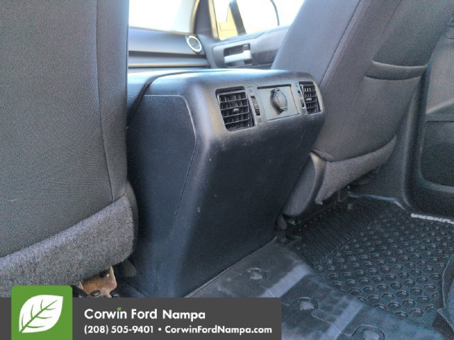Used 2018 Toyota Tundra SR5 AWD/4WD image 27
