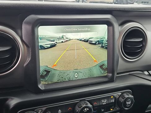 Used 2021 Jeep Gladiator Sport w/ Quick Order Package 24Q 80Th AWD/4WD image 18
