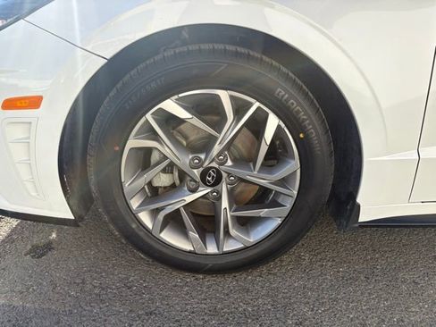 Used 2021 Hyundai Sonata SEL image 6