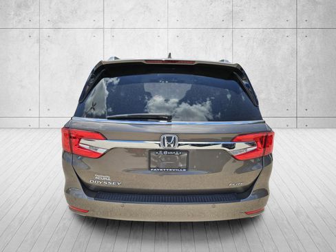 Used 2020 Honda Odyssey Elite image 6