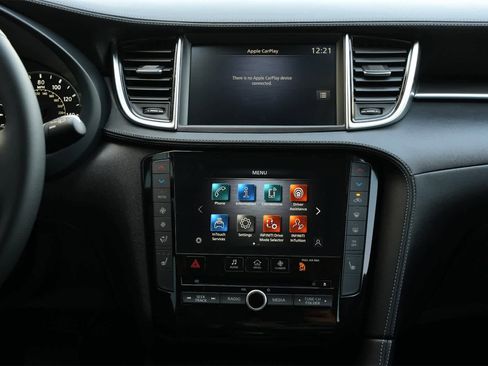 Certified 2025 INFINITI QX50 Luxe image 13