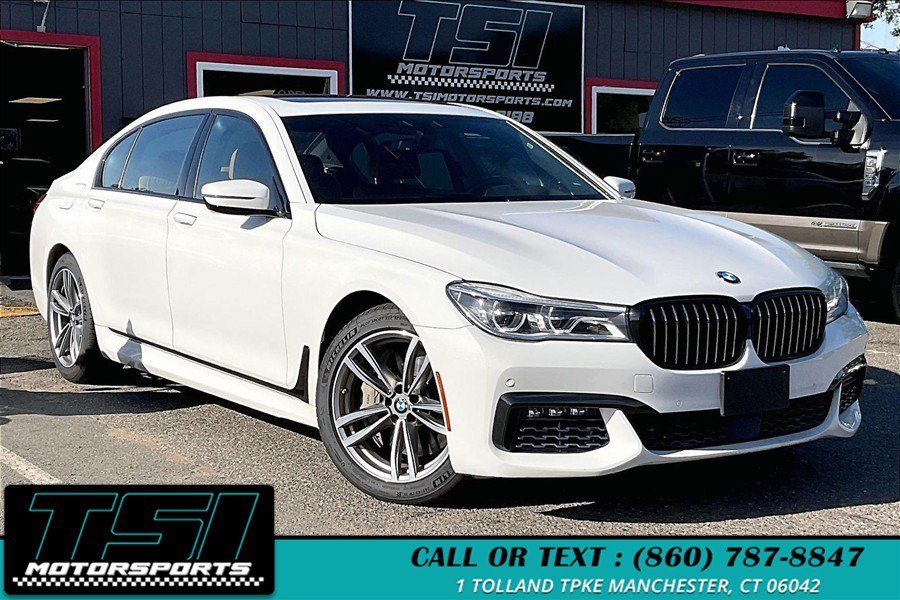 Used 2018 BMW 750i xDrive AWD/4WD image 2