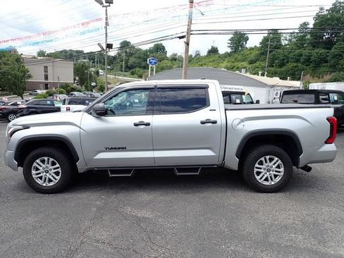 Used 2022 Toyota Tundra SR5 AWD/4WD image 2
