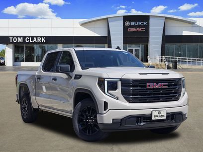 New 2026 GMC Sierra 1500 Pro w/ Graphite Edition