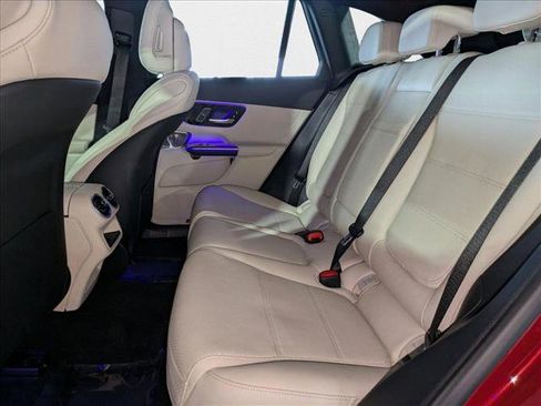 New 2025 Mercedes-Benz GLC 300 GLC 300 image 17