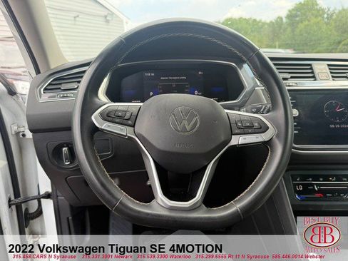 Used 2022 Volkswagen Tiguan SE AWD/4WD image 19