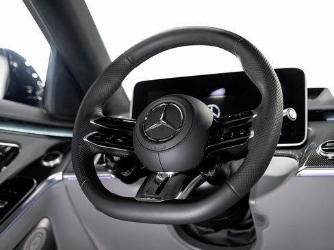 Used 2025 Mercedes-Benz S 63 AMG S image 48