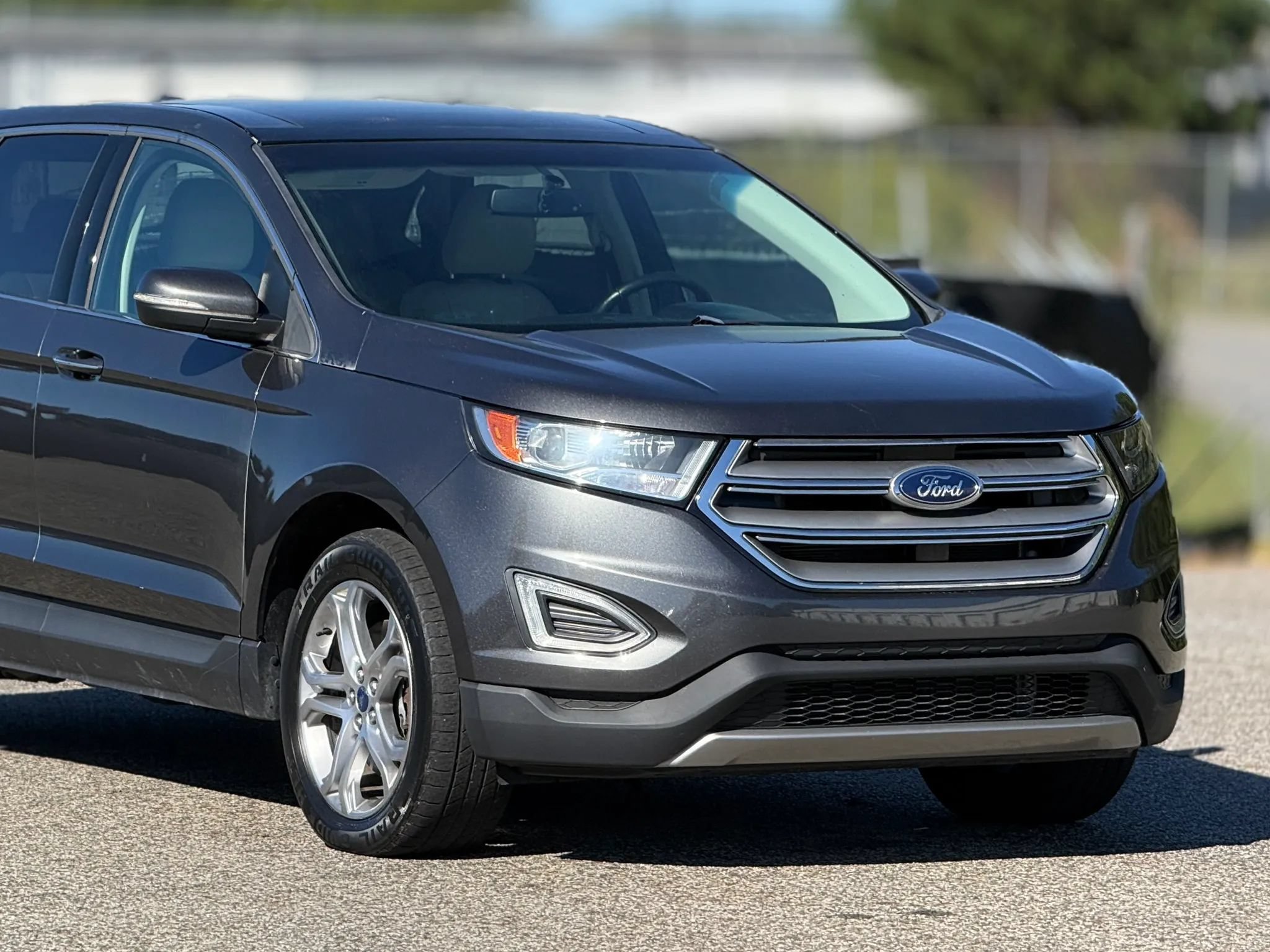 Used 2015 Ford Edge Titanium w/ Equipment Group 301A AWD/4WD image 15