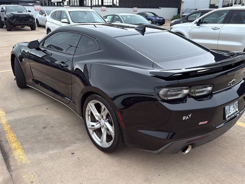 Used 2019 Chevrolet Camaro SS RWD image 10
