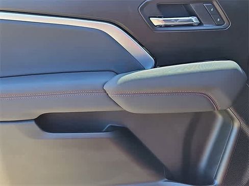 New 2025 Chevrolet Colorado Z71 image 10