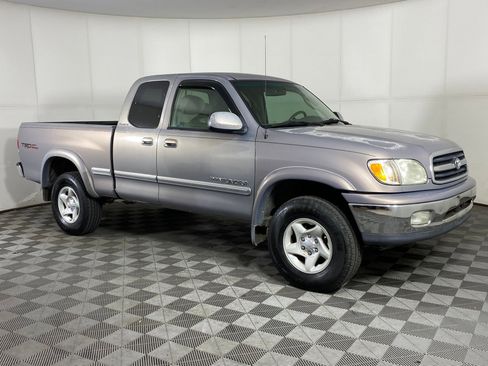 Used 2002 Toyota Tundra Limited image 6