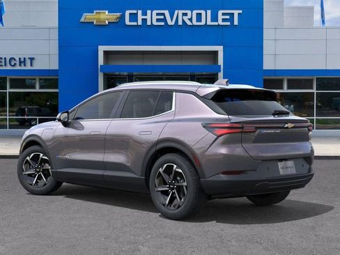 New 2026 Chevrolet Equinox EV LT image 3