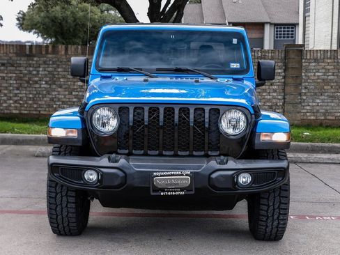Used 2021 Jeep Gladiator Willys image 10