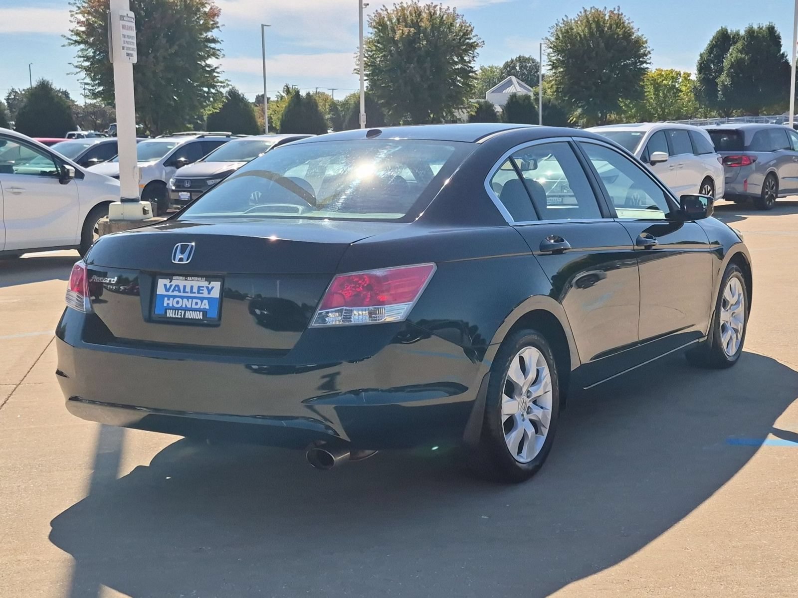Used 2010 Honda Accord EX-L image 6