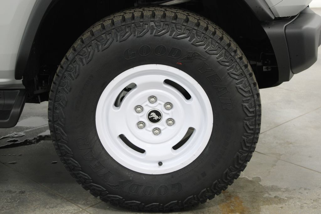 New 2026 Ford Bronco Heritage Edition AWD/4WD image 15