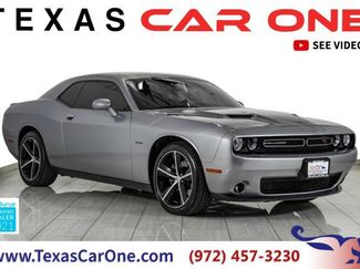 Used 2017 Dodge Challenger R/T video 1