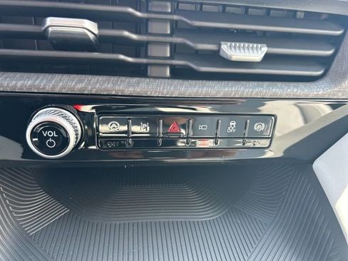 New 2026 Ford Explorer Platinum image 25