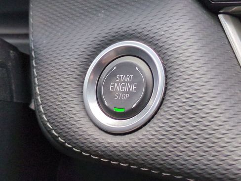 Used 2025 Chevrolet Equinox LT image 27