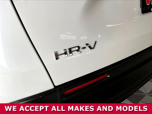 Used 2025 Honda HR-V LX image 22