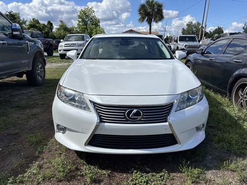 Used 2014 Lexus ES 350 w/ Premium Package FWD image 3